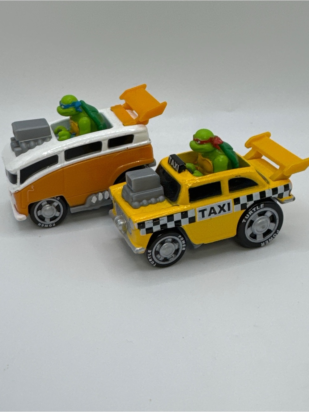 Lot of 2 TMNT Teenage Mutant Ninja Turtles Funrise Racers Taxi & Van Toys 2023